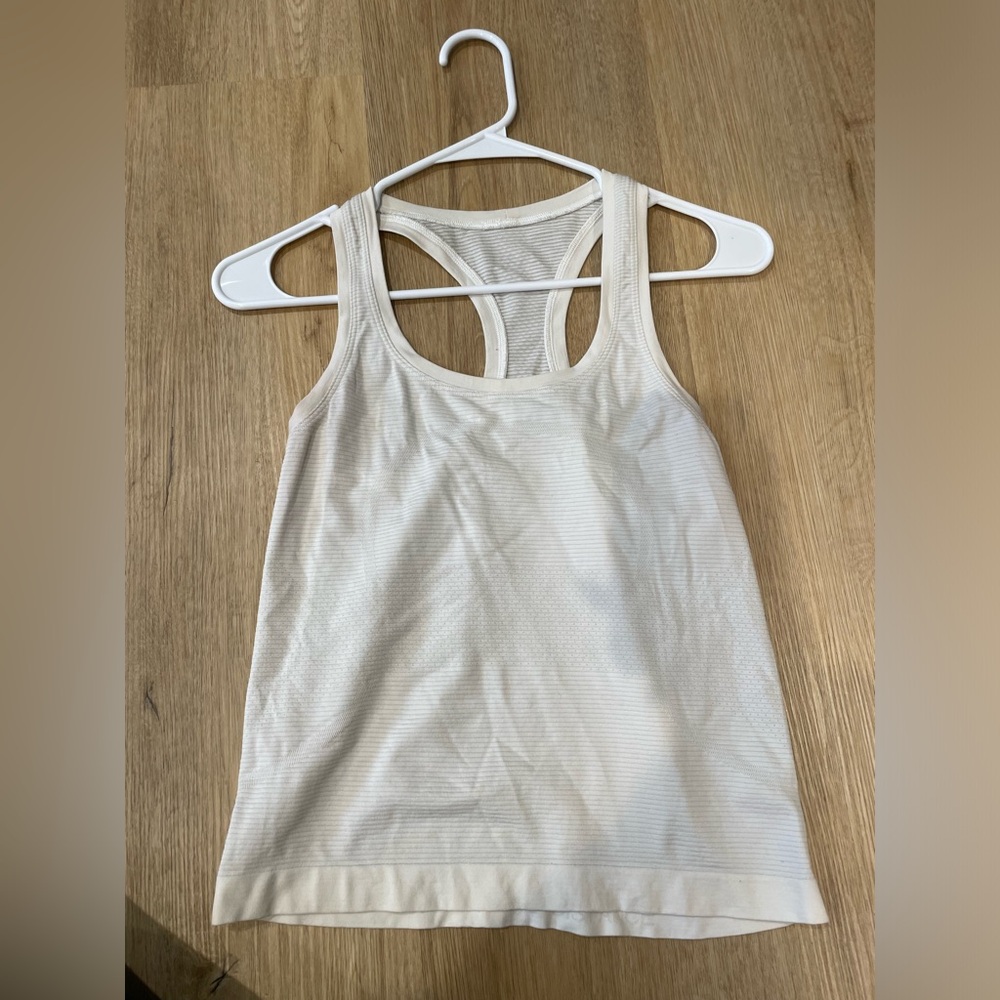 lululemon. Size 4